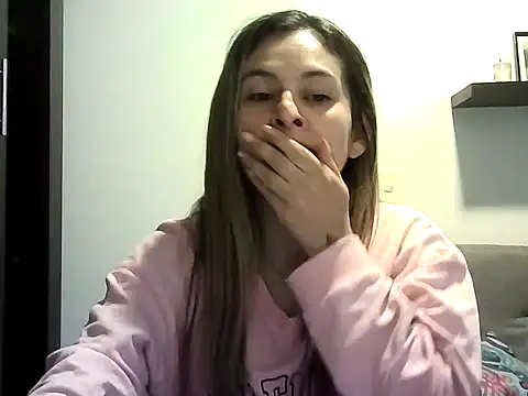 Snapshot of Valery__Rouse_ chatting on 04-23-26, 12:04 Valery Rouse online show from 04-23-26, 12:04