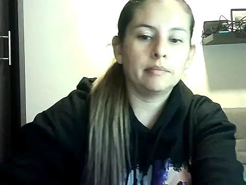 Snapshot of Valery__Rouse_ chatting on 04-29-26, 02:15 Valery Rouse online show from 04-29-26, 02:15
