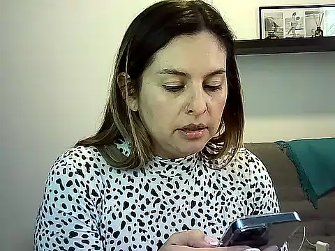Snapshot of Valery__Rouse_ chatting on 07-07-26, 02:54 Valery Rouse online show from 07-07-26, 02:54