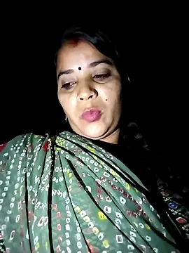 Snapshot of Sabnam_kohli chatting on 09-24-25, 05:27 Sabnam kohli online show from 09-24-25, 05:27