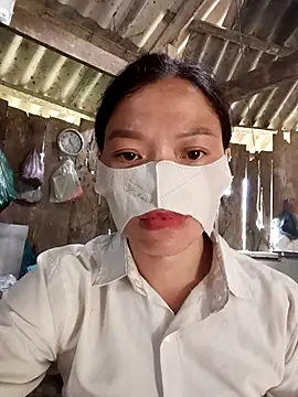 Snapshot of liss-su chatting on 09-22-25, 03:41 liss-su online show from 09-22-25, 03:41