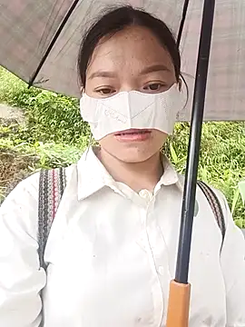 Snapshot of liss-su chatting on 09-29-25, 02:27 liss-su online show from 09-29-25, 02:27