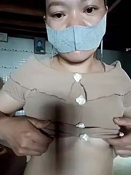 Snapshot of liss-su chatting on 09-30-25, 04:17 liss-su online show from 09-30-25, 04:17