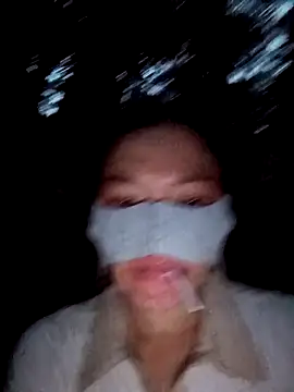 Snapshot of liss-su chatting on 10-03-25, 11:07 liss-su online show from 10-03-25, 11:07