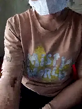 Snapshot of liss-su chatting on 10-07-25, 04:53 liss-su online show from 10-07-25, 04:53