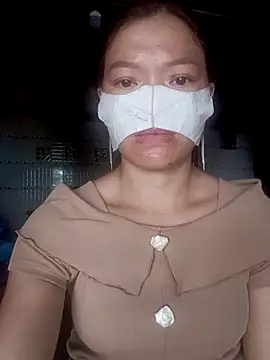 Snapshot of liss-su chatting on 10-13-25, 03:50 liss-su online show from 10-13-25, 03:50