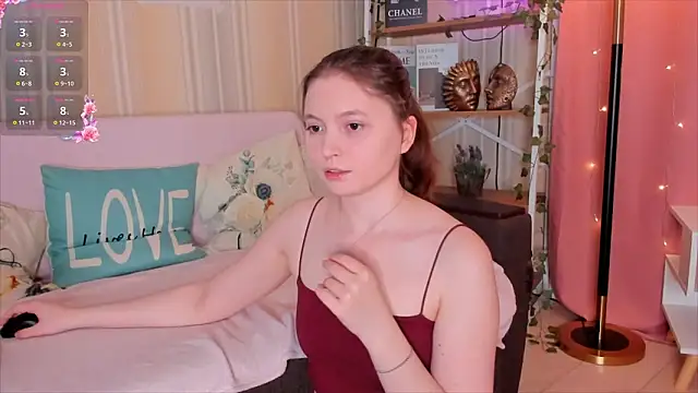 Ruminelle online show from 03-22-26, 12:08