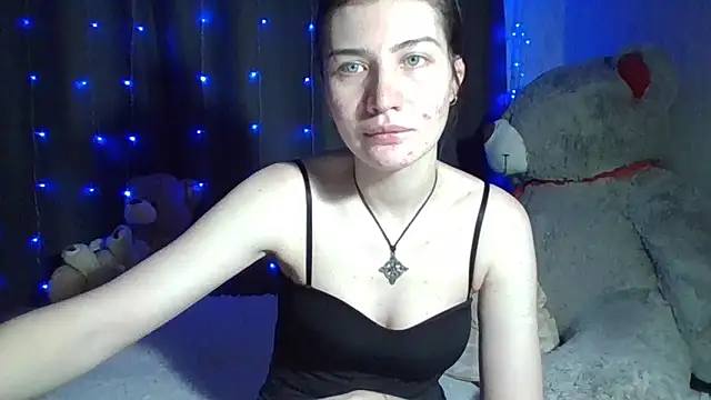 Nancy Luna online show from 10-18-25, 06:19