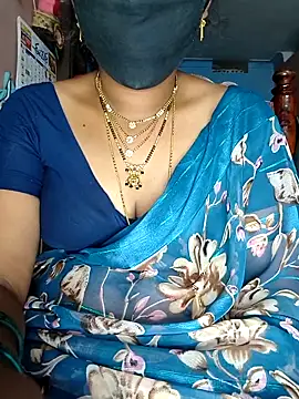 Snapshot of SindhuHappy chatting on 04-18-26, 03:38 SindhuHappy online show from 04-18-26, 03:38