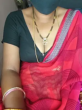 Snapshot of SindhuHappy chatting on 06-17-26, 11:38 SindhuHappy online show from 06-17-26, 11:38
