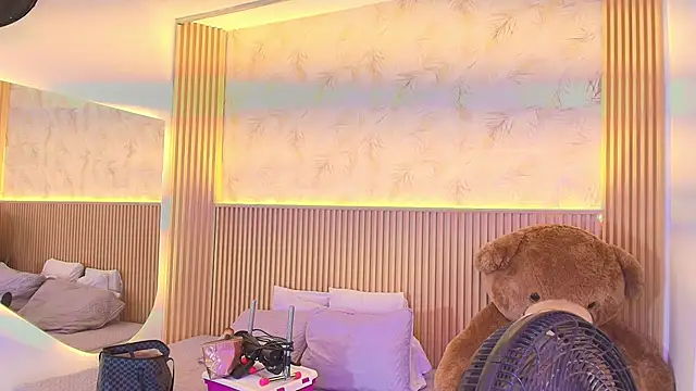 Liss-Reyes online show from 03-09-26, 01:15