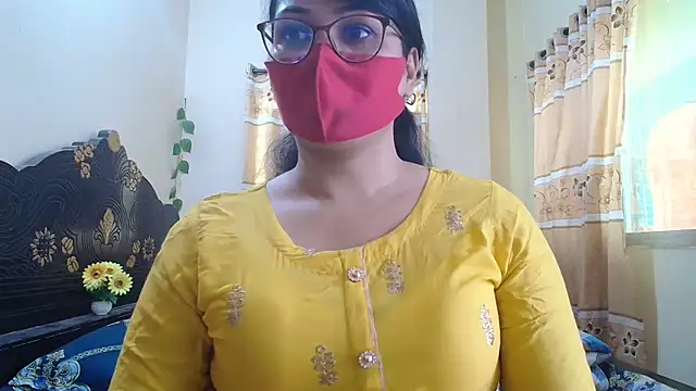 Elena cruz5 online show from 04-13-26, 08:53