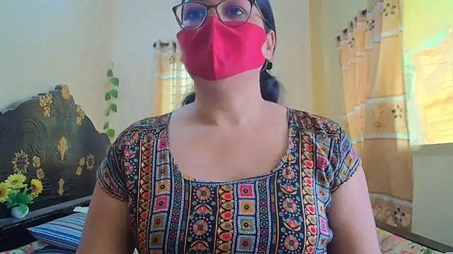 Elena cruz5 online show from 05-24-26, 04:28