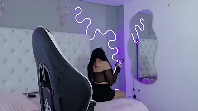 Emma visconti online show from 10-02-25, 12:34