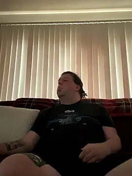 Stephanie1984 online show from 11-15-25, 12:45