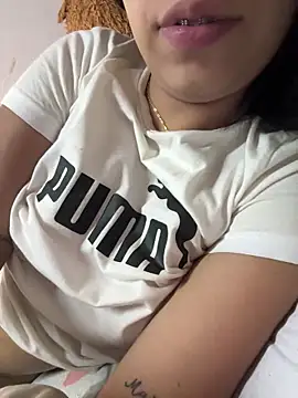 lulizoee online show from 04-08-26, 05:35