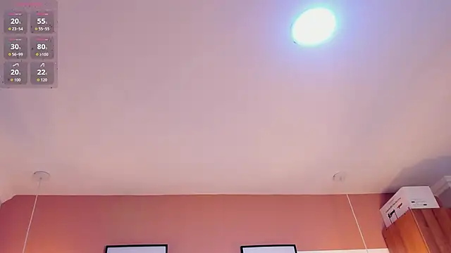 Mia Valentine  online show from 12-18-25, 08:15