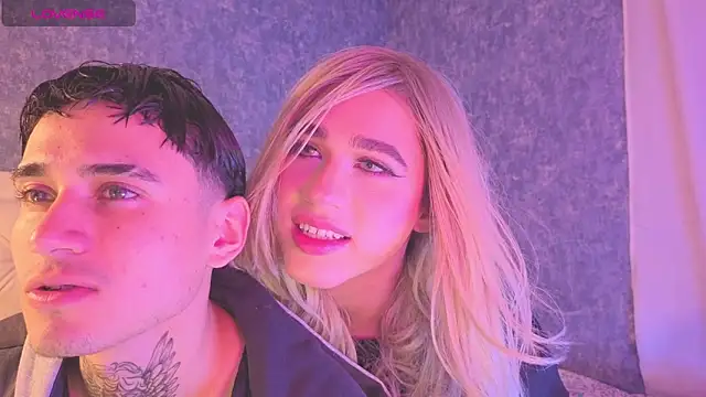 saraah queen1 online show from 10-28-25, 05:11