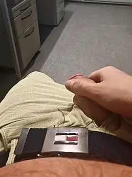 stunning stallion online show from 04-18-26, 07:07