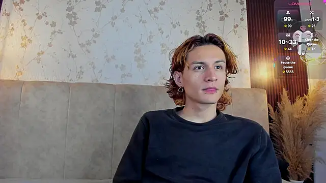 Snapshot of DarcyCullen chatting on 09-16-25, 11:44 DarcyCullen online show from 09-16-25, 11:44