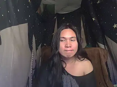 Reynalda26 online show from 09-19-25, 03:45