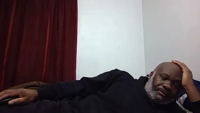 Snapshot of jamalcarter chatting on 12-02-25, 09:47 jamalcarter online show from 12-02-25, 09:47