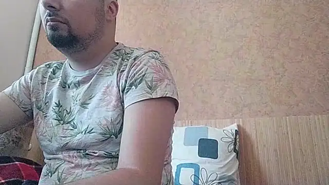 Snapshot of Joseph1Arnold chatting on 09-21-25, 11:45 Joseph1Arnold online show from 09-21-25, 11:45