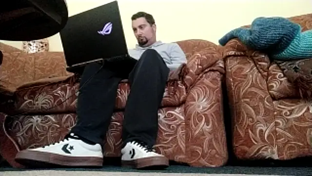 Snapshot of Joseph1Arnold chatting on 10-31-25, 11:11 Joseph1Arnold online show from 10-31-25, 11:11