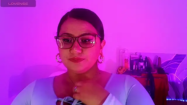 Vesper Vixen online show from 01-13-26, 03:50