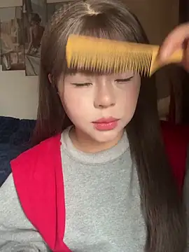 SarahBeii online show from 12-21-25, 03:24