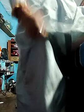 Snapshot of Deepa_hott chatting on 10-30-25, 10:54 Deepa hott online show from 10-30-25, 10:54