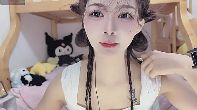 Sue101010 online show from 10-30-25, 02:07