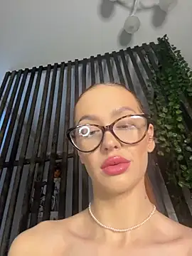 Snapshot of LittleFox___ chatting on 02-09-26, 07:23 LittleFox online show from 02-09-26, 07:23