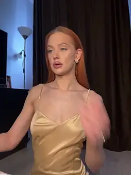 Snapshot of LittleFox___ chatting on 02-26-26, 06:23 LittleFox online show from 02-26-26, 06:23