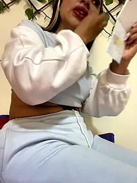 JesicaHorny69 online show from 10-15-25, 02:06