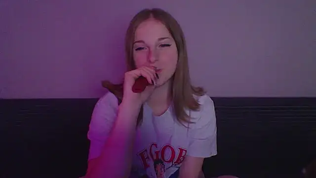 Star Girlish online show from 10-30-25, 08:31