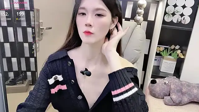 Yueyue-MM online show from 11-27-25, 01:57