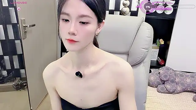 Yueyue-MM online show from 06-28-26, 12:44