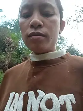 simi-lucy online show from 12-17-25, 01:00