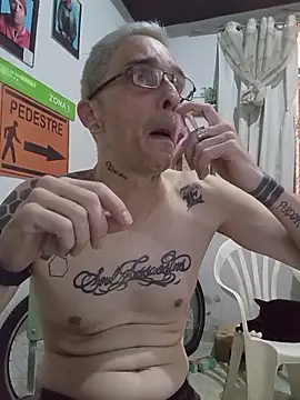 dinho carioca online show from 03-08-26, 11:58