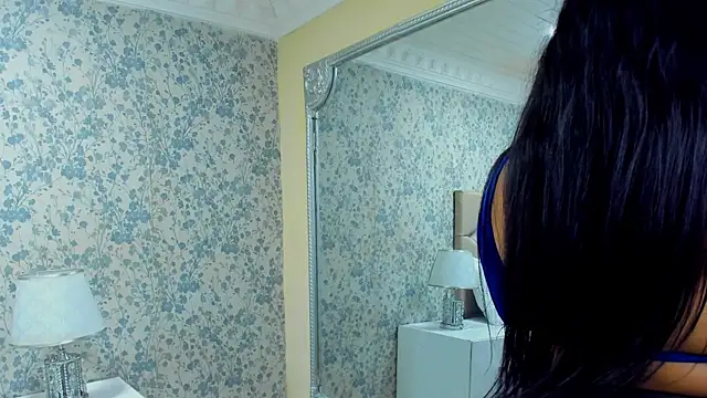 Snapshot of AlahiaJoness chatting on 09-12-25, 03:17 AlahiaJoness online show from 09-12-25, 03:17