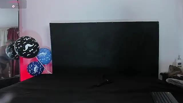 Snapshot of _SARAI_DUPONT chatting on 06-20-26, 12:14 SARAI DUPONT online show from 06-20-26, 12:14