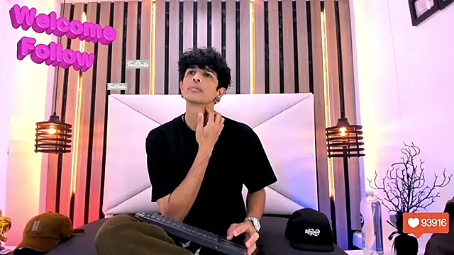 Franvill Trato online show from 11-29-25, 07:17