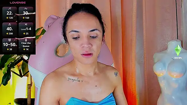 Snapshot of Cristal_Gem1 chatting on 06-07-26, 11:47 Cristal Gem1 online show from 06-07-26, 11:47