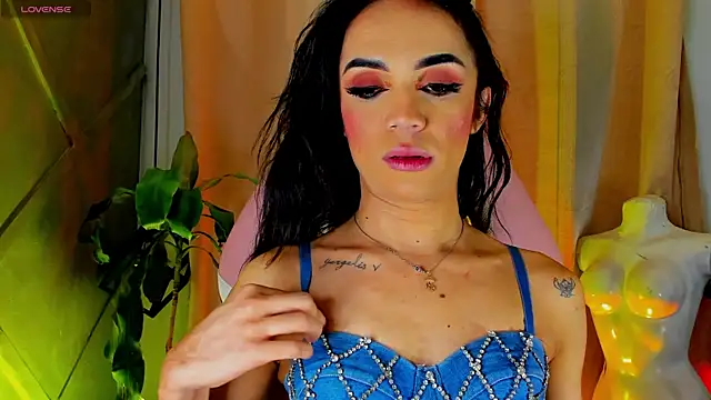 Snapshot of Cristal_Gem1 chatting on 07-17-26, 05:36 Cristal Gem1 online show from 07-17-26, 05:36