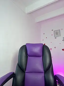 LiaaMoretzz online show from 04-16-26, 12:22