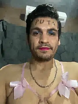 Snapshot of sissymetsmokr chatting on 07-18-26, 12:09 sissymetsmokr online show from 07-18-26, 12:09