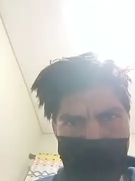 Lavz1995 online show from 01-12-26, 09:42