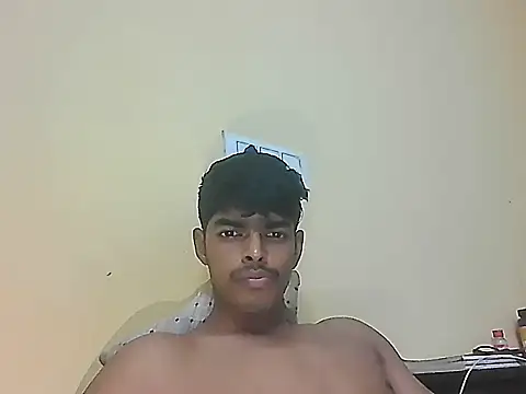 Snapshot of monster_33 chatting on 04-23-26, 02:19 monster 33 online show from 04-23-26, 02:19