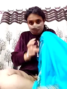 Snapshot of Gullapi chatting on 01-10-26, 07:59 Gullapi online show from 01-10-26, 07:59